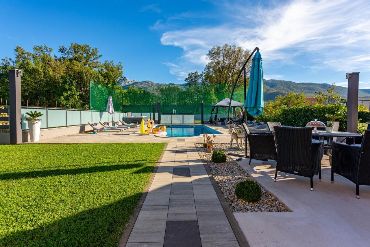 Villa Maris Dugopolje Exterior foto